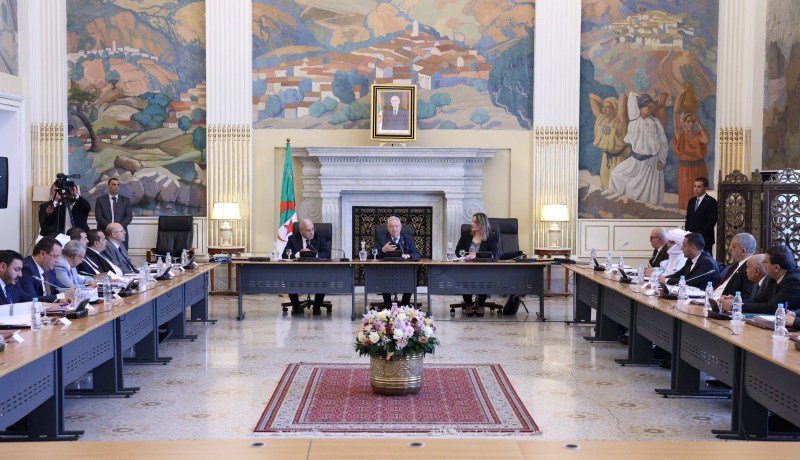 ناصري يشرف على تنصيب اللجنة المشتركة استعدادًا للتصويت على التعديل الدستوري