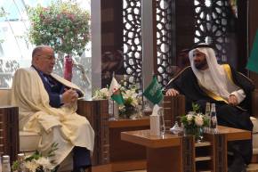 بلمهدي يُستقبل من طرف وزير الحج والعمرة بالمملكة العربية السعودية