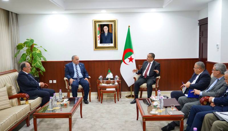 وزير الطاقة يستقبل الأمين العام لمنظمة الدول الافريقية المنتجة للنفط