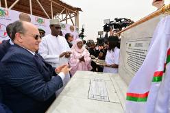 النيجر: الوزير الأول يضع حجر الأساس لمحطة توليد الكهرباء للتضامن في نيامي