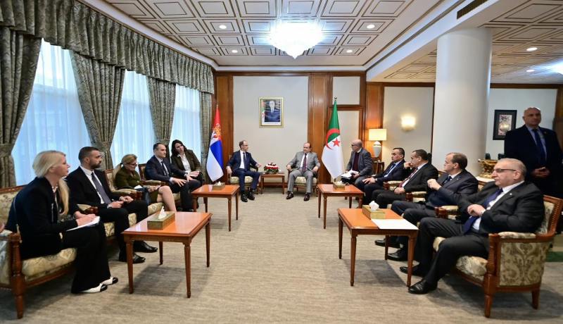 محادثات ثنائية بين غريب ونظيره الصربي..هذا ما دار بينهما