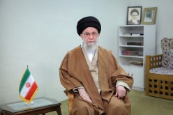 وكالة أنباء فارس تنفي مقتل خامنئي 