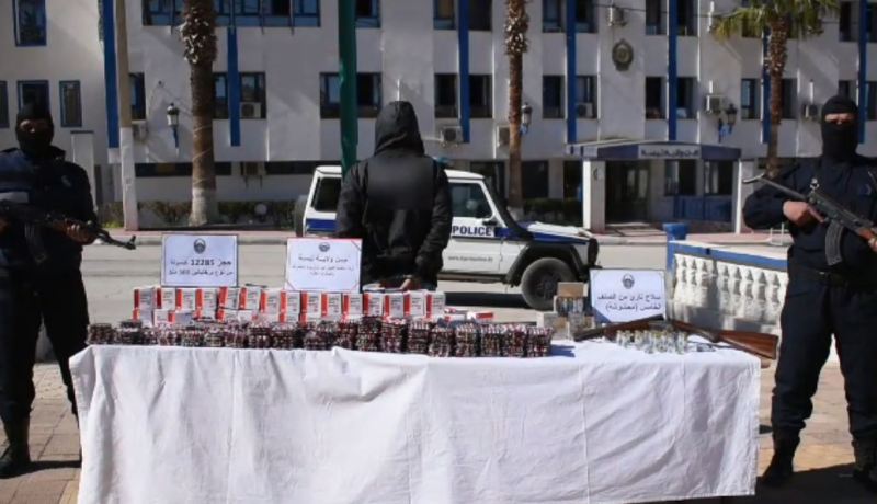 تبسة.. ​توقيف شخص وحجز أزيد من 12 ألف قرص مهلوس وسلاح ناري