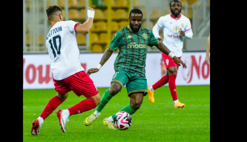 الساورة تقتنص الوصافة.. واتحاد الجزائر يحسم القمة أمام الوفاق