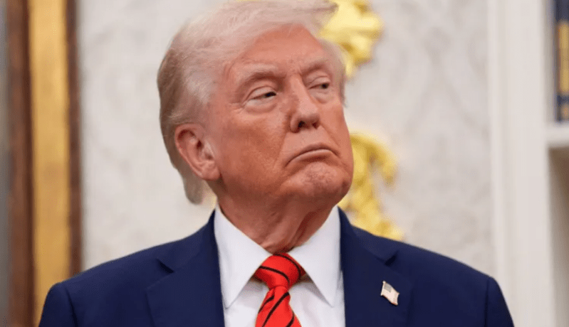 ترامب يُهدّد إيران ويمنحها 48 ساعة لفتح مضيق هرمز