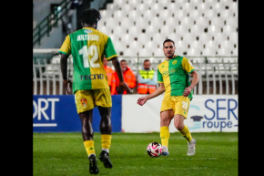 إدارة شبيبة القبائل تسلّط عقوبات مالية على لاعبَين في الفريق