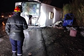 5 قتلى و38 جريحا في اصطدام بين حافلة وشاحنة بالمسيلة