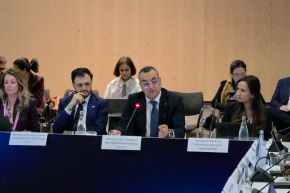 المؤتمر العالمي للموبايل:  زروقي يشارك في لقاء رفيع المستوى حول حوكمة الذكاء الاصطناعي