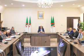 اجتماع وزاري لمتابعة مشروع خط السكة الحديدية الأغواط – غرداية – المنيعة