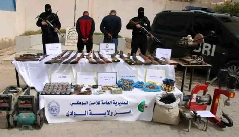 الوادي: تفكيك شبكة كانت تستغل ورشة سرية لصناعة البنادق والمسدسات مع حجز أسلحة نارية