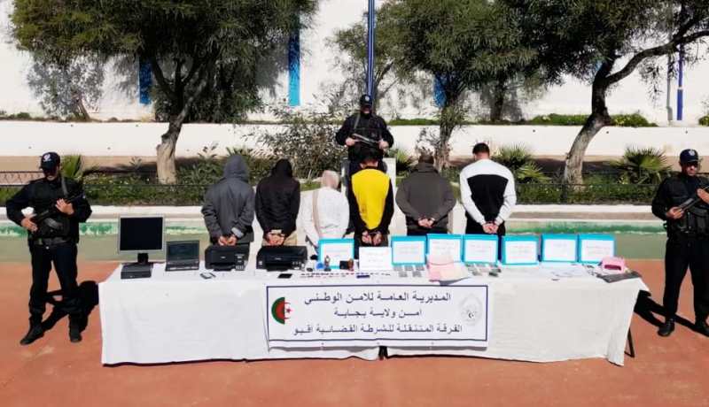 فرقة BMPJ بجاية تطيح بشبكة خطيرة تمتهن التزوير وتقليد الأختام في محررات رسمية