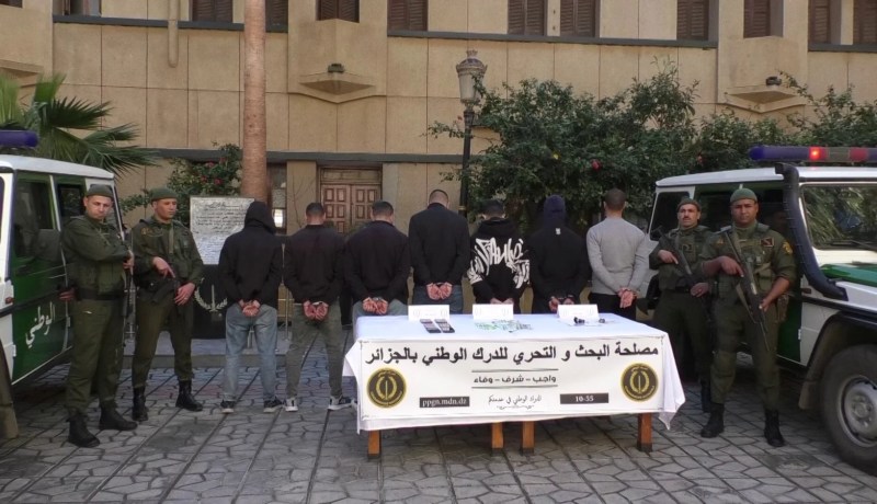 درك العاصمة يطيح بشبكة مختصة في تنظيم رحلات “الحرقة”