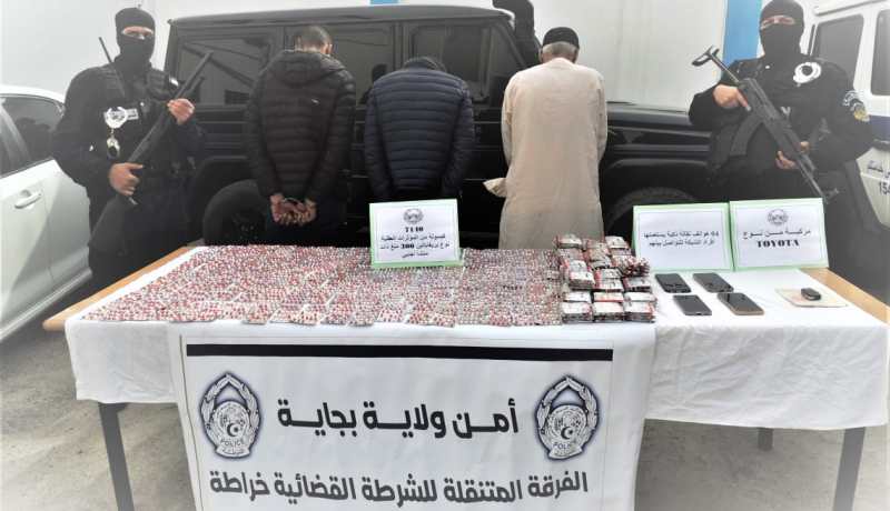 BMPJ بجاية تطيح بشبكة تتاجر بالمهلوسات وتحجز أكثر من 7 آلاف قرص