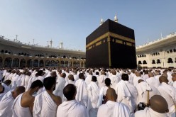 بدء إجلاء المعتمرين الإيرانيين من مكة والمدينة