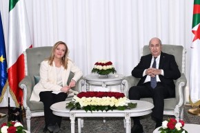 رئيس الجمهورية يخص رئيسة مجلس الوزراء الإيطالي باستقبال رسمي