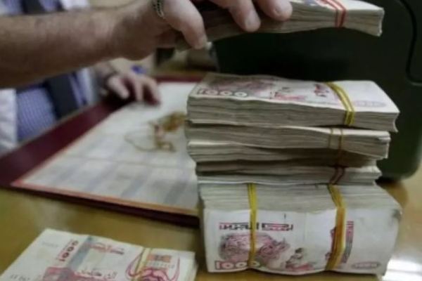 صب معاشات المتقاعدين بالزيادات الجديدة بدءا من هذا الموعد