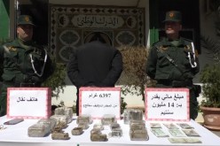 العاصمة.. الدرك يطيح بمروجي مخدرات ويحجز أزيد من 6 كلغ كيف