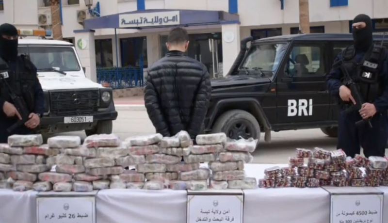 تبسة.. توقيف شخص​ وحجز أزيد من 26 كلغ من الكيف و4500 قرص مهلوس