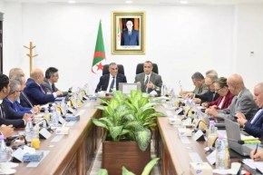 إجتماع بين وزيري الطاقة والأشغال العمومية حول المنشآت القاعدية الكبرى