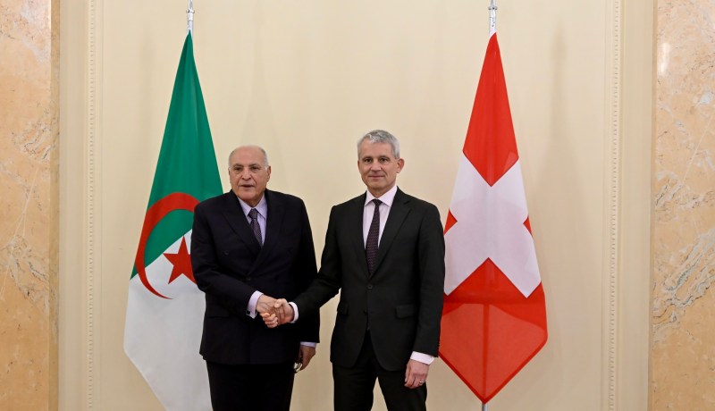 عطاف يتباحث التعاون القضائي والشرطي بين الجزائر وسويسرا