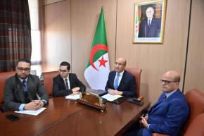 الوزير شايب يشارك في افتتاح ملتقى الأطباء من داخل وخارج الوطن بالوادي