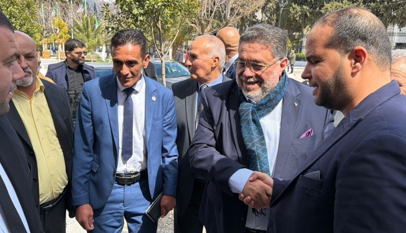 عصماني يدعو من باتنة إلى بناء طبقة سياسية قوية وتحسين معيشة المواطن