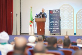 بودن: لا يمكن لأي سياسي أجنبي الإعتقاد بأنه قادر على ابتزاز الجزائر