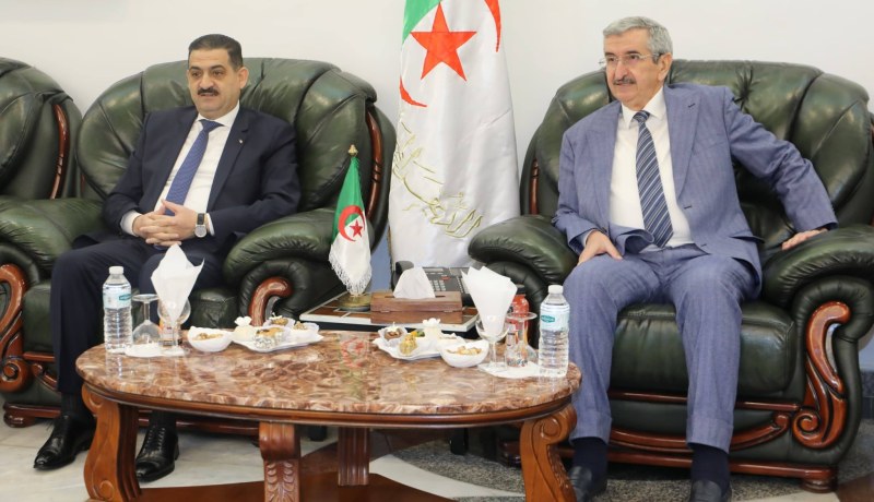 وزير الري يتفقد مشاريع القطاع بولاية سطيف