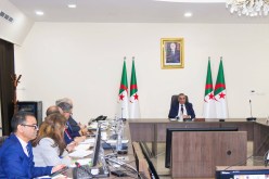 جلاوي يناقش وضعية المشاريع عبر مختلف الولايات