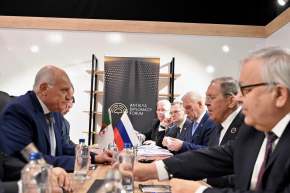 على هامش منتدى أنطاليا..  عطاف ولافروف يبحثان أبرز التحديات الدولية