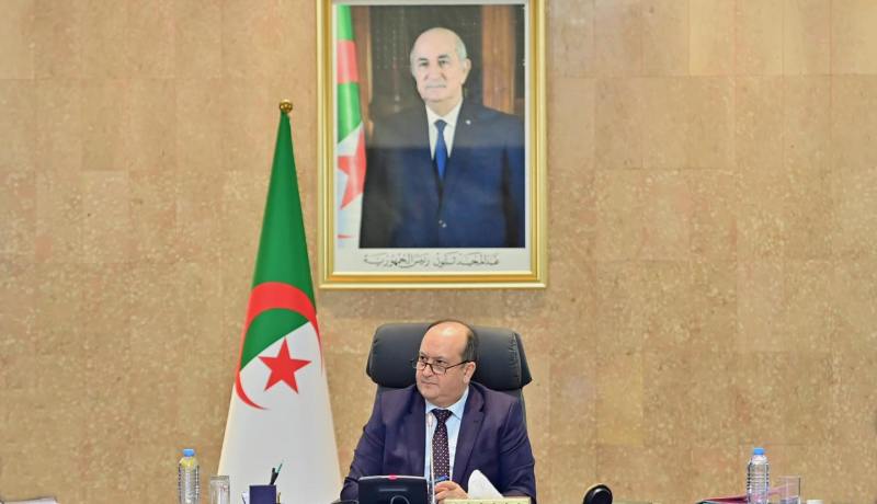 ملفات ومشاريع هامة.. الوزير الأول يترأس اجتماعا للحكومة