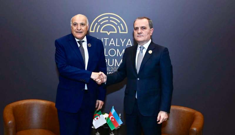 من أنطاليا.. الجزائر وأذربيجان تقييم التعاون وبحث آفاق جديدة