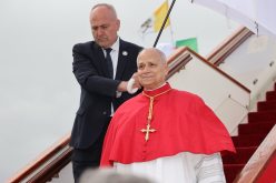 بابا الفاتيكان يصل إلى مطار عنابة