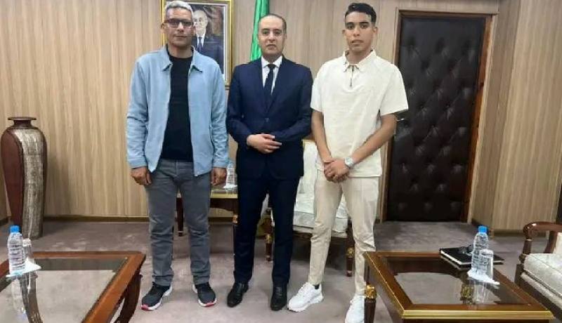 صادي يستقبل العداء الواعد زكرياء طواهرية ويشيد بتألقه الدولي