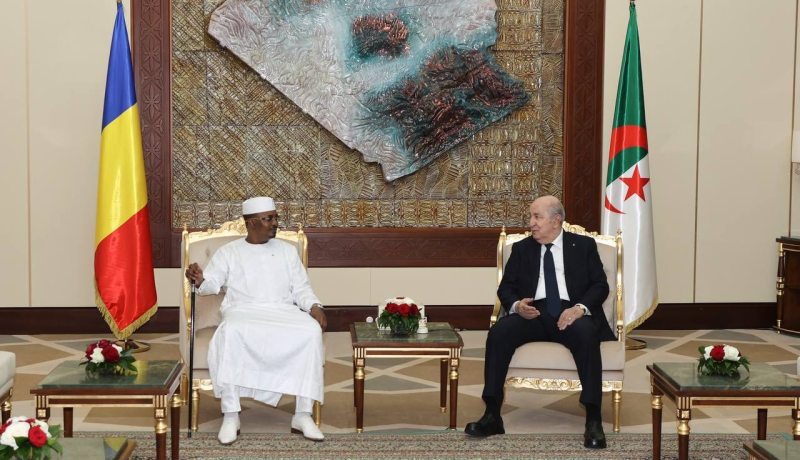 بالصور.. مباحثات موسعة بين الوفدين الجزائري والتشادي