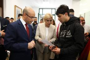 شايب في زيارة إلى إسبانيا 