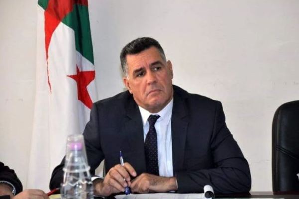 لوناس بوزقزة وزيرا للريّ