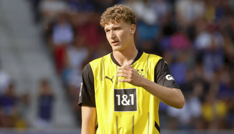 رافضا عرض فرانكفورت.. بن قارة يوقع عقدًا احترافيًا مع بوروسيا دورتموند