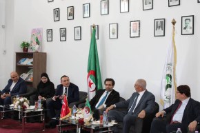 تعزيز التعاون الأكاديمي والثقافي بين الجزائر وتركيا بجامعة الجزائر 2