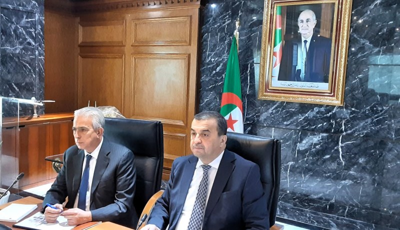 اجتماع تنسيقي لدراسة تقدم مشروع الفوسفات المدمج ببلاد الحدبة ووادي الكبريت