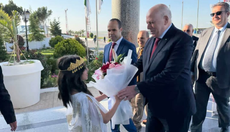 وزير الصناعة يتفقد واقع الاستثمار الصناعي بولاية أم البواقي