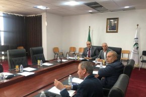 جامعة الجزائر 2 تبحث دعم المؤسسات الناشئة عبر صندوق الاستثمار الجامعي