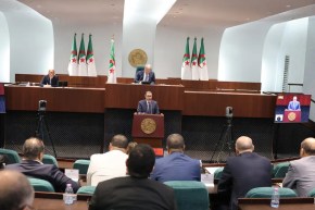 سعيود يؤكد مواصلة الدولة مسعاها لتكريس الديمقراطية التشاركية