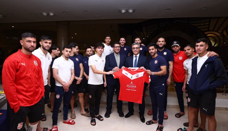 سفير الجزائر بالقاهرة يحفّز شباب بلوزداد قبل موقعة الزمالك الحاسمة