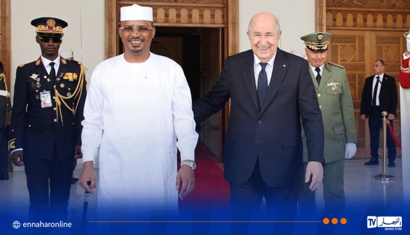 رئيس جمهورية تشاد يصل إلى مقر رئاسة الجمهورية