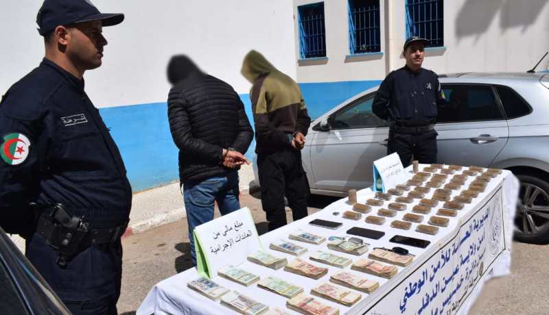 عين الدفلى: الإطاحة بشبكة تُروّج المخدرات وحجز 4.5 كلغ بخميس مليانة