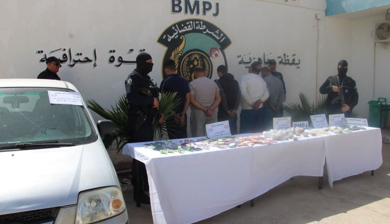 بسكرة.. توقيف 5 أشخاص وحجز قرابة 4 كلغ من الكيف المعالج وكمية من المهلوسات