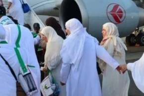 حج 2026.. انطلاق أولى رحلات الحجاج الجزائريين من مطار هواري بومدين