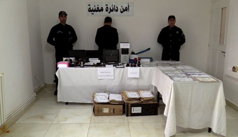 تلمسان.. تفكيك شبكة إجرامية مختصة في التزوير والنصب عبر مواقع التواصل
