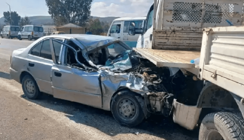 إصابة 7 أشخاص في اصطدام بين سيارة وشاحنة في المدية
